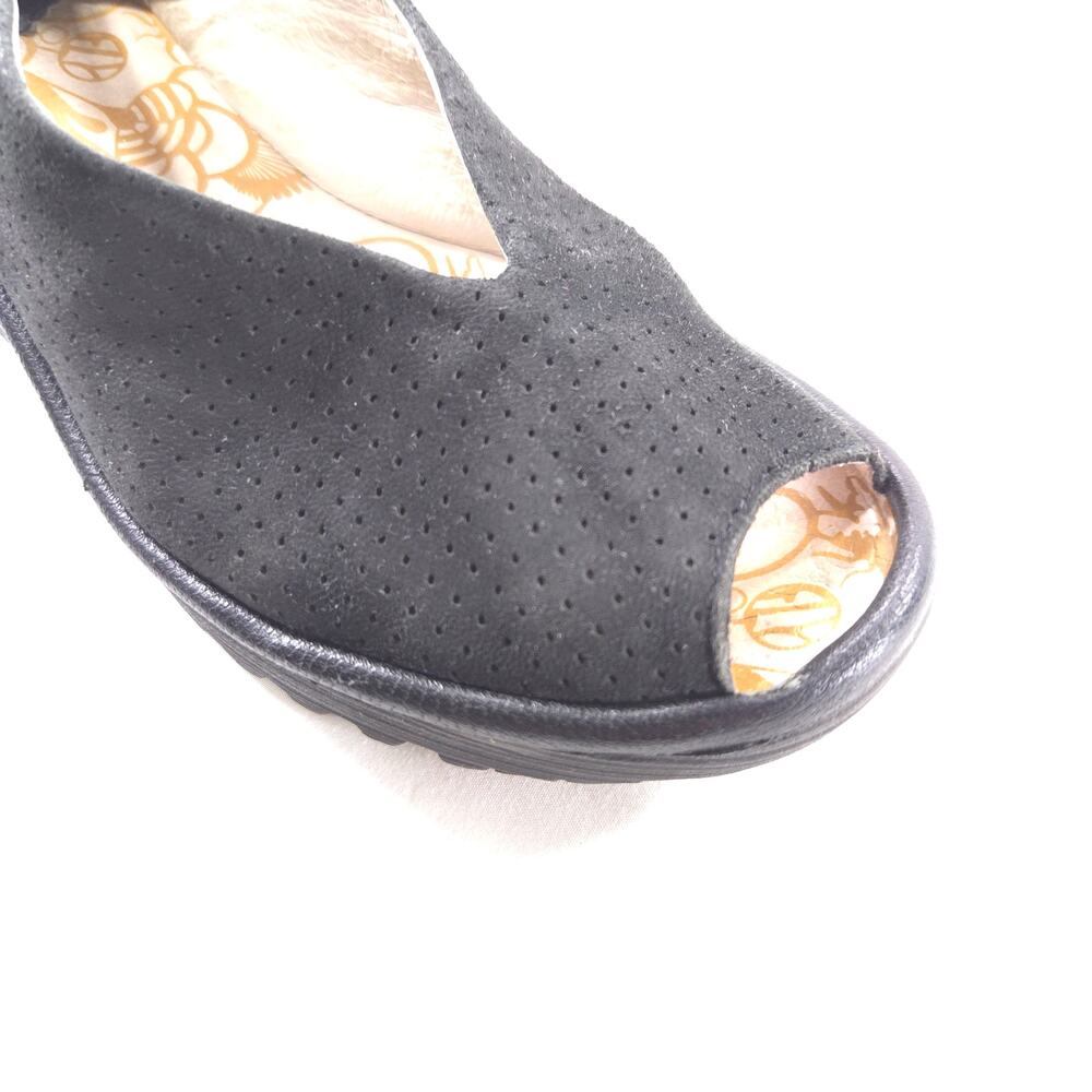 Fly London Casual Suede Wedge Sandal Womens Size 7.5 38 P500376028 Black - Picture 8 of 9